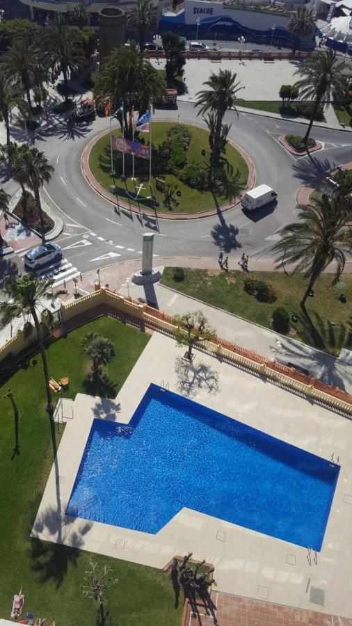 Estudio Puerto Marina Apartment เบนัลมาเดนา ภายนอก รูปภาพ