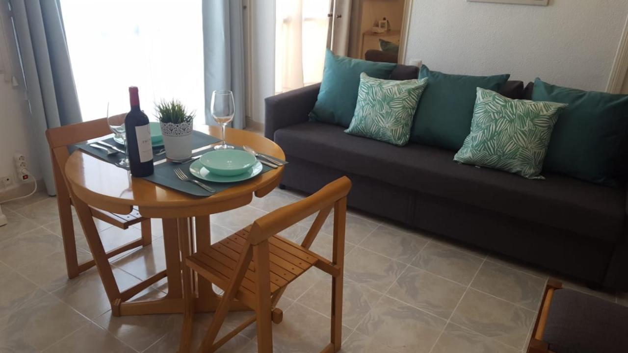 Estudio Puerto Marina Apartment เบนัลมาเดนา ภายนอก รูปภาพ